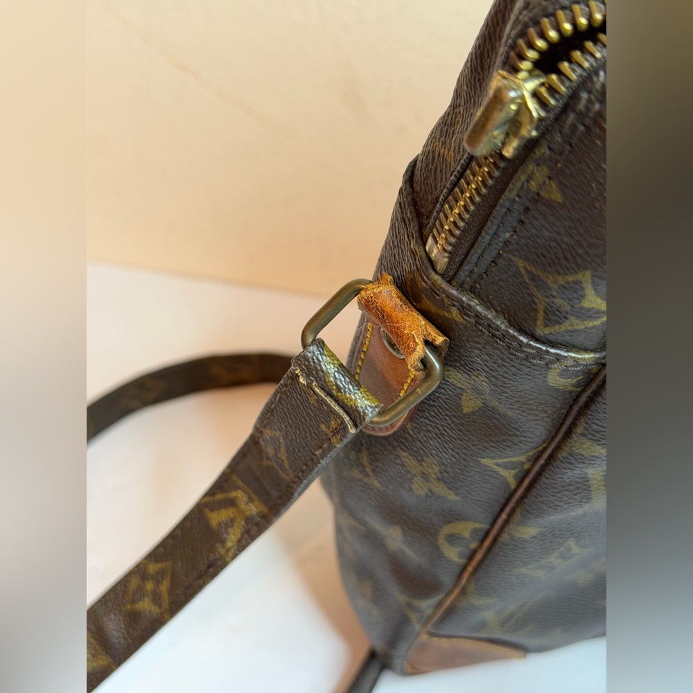 Louis Vuitton Monogram Danube shoulder crossbody bag PROJECT - Picture 9 of 15